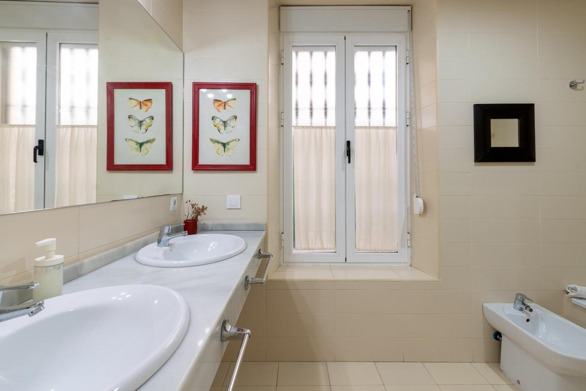 Veoapartment Alhondiga Bajo เซบีญา ภายนอก รูปภาพ